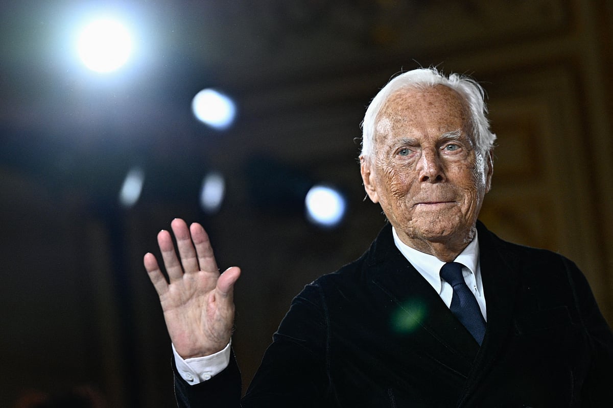 Italian designer Giorgio Armani acknowledges the applause at the end of his presentation for Armani Prive during the Women's Haute-Couture Spring/Summer 2025 Fashion Week to mark its 20th anniversary, in Paris on 28 January, 2025.