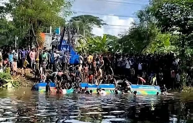 Five people were killed when a bus of Anand Paribahan lost control and fell into the Rehmatkhali Canal in the Chandraganj area of Lakshmipur Sadar upazila