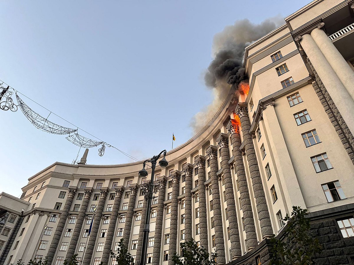 This handout photograph taken and released by Ukrainian State Emergency Service on 7 September, 2025, shows a fire at the Ukrainian government building in Kyiv, following an overnight attack, amid the Russian invasion of Ukraine.