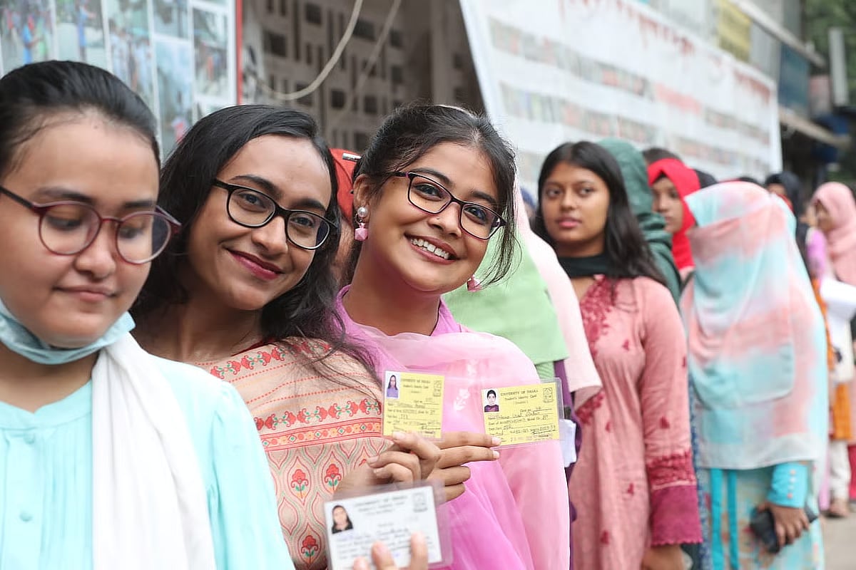 Long queue of female student voters in the DUCSU election at TSC polling centre