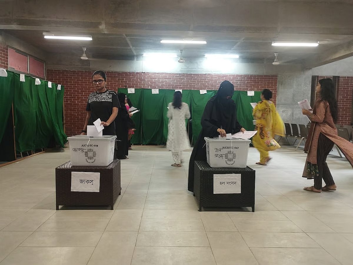Students voting at the Faziltunnesa Hall center of Jahangirnagar University. Thursday at around 9:45am.