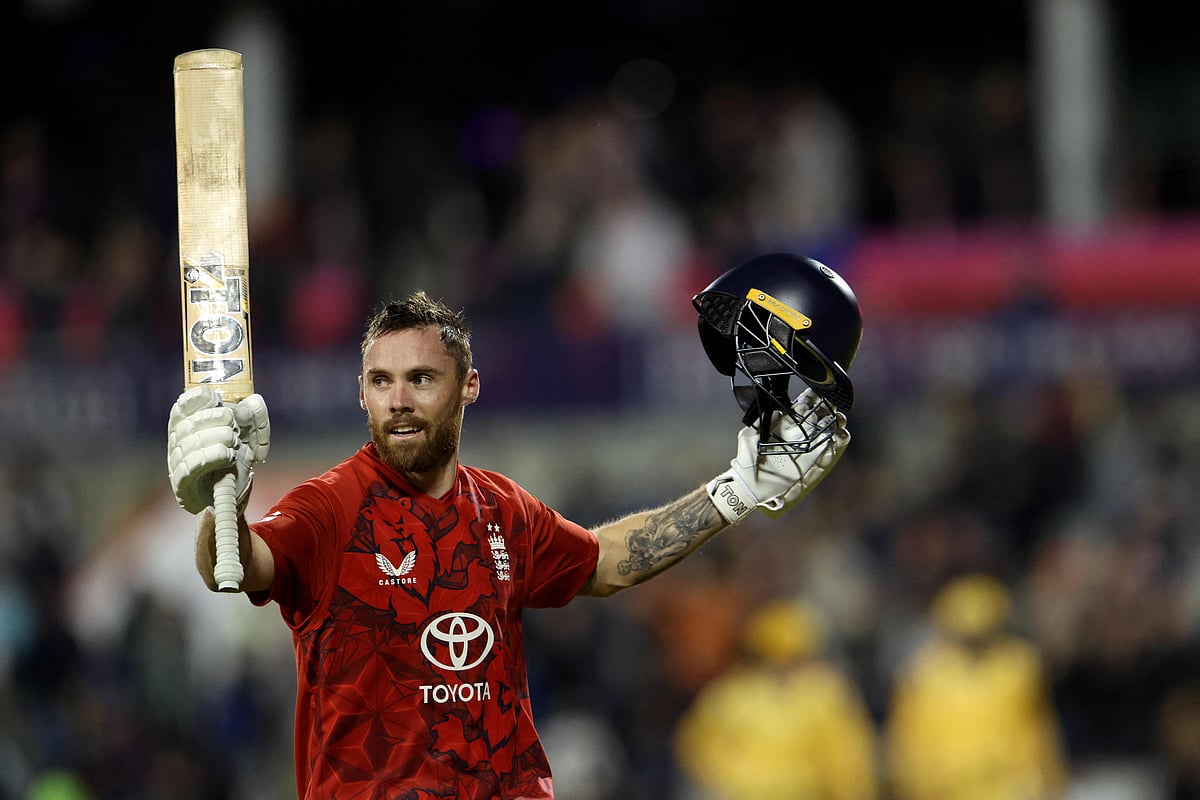 England's Phil Salt walks back to the pavilion at the end of England's innings during the second T20 International cricket match between England and South Africa at Old Trafford Cricket Ground, in Manchester, northern England, on 12 September, 2025.