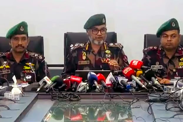 Border Guard Bangladesh (BGB) Ramu sector headquarters commander (deputy director) Colonel Md Mohiuddin Ahmed briefed newspersons about Bangladesh-Myanmar border situation