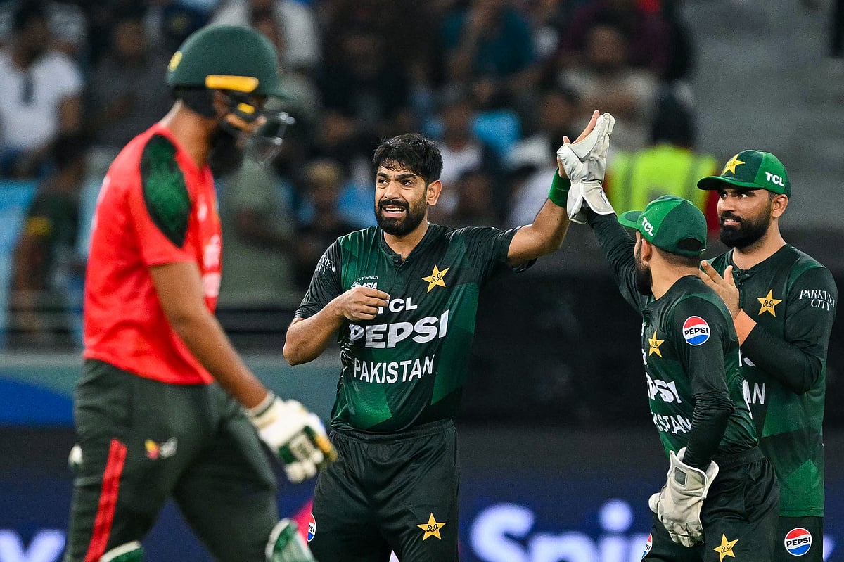 Pakistan's Haris Rauf (C) celebrates after dismissing Bangladesh's Tanzim Hasan Sakib during the Asia Cup 2025 Super Four Twenty20 international cricket match between Bangladesh and Pakistan at the Dubai International Stadium in Dubai on September 25, 2025
