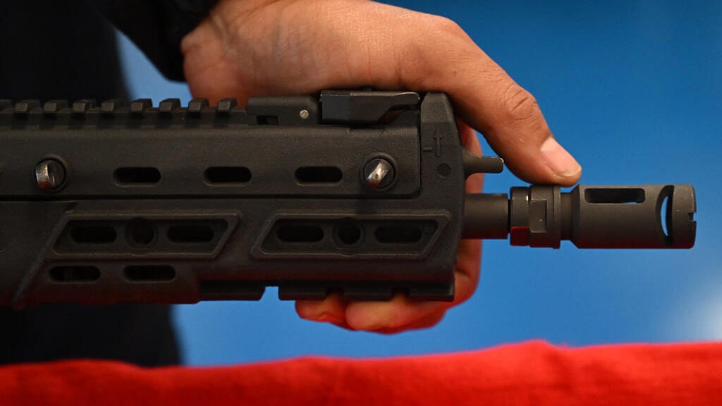 In Colombia, engineers are developing a new rifle that is lighter and cheaper than those it purchased from former ally Israel in the past.