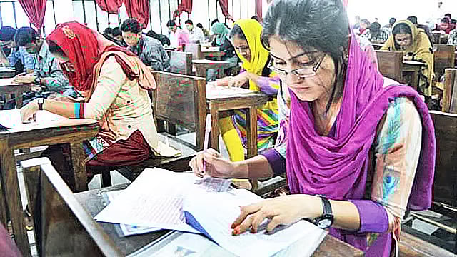 Candidates take the admission test
