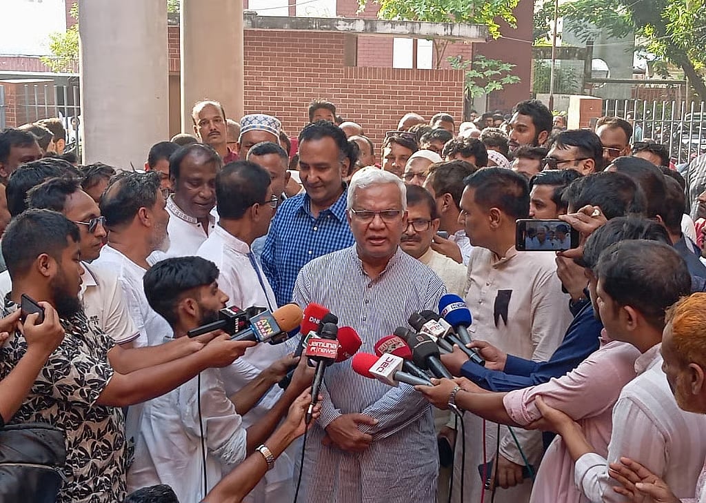 BNP Standing Committee member AZM Zahid Hossain speaks to journalists after the doa mahfil to mourn the recently deceased district member-secretary Anisur Rahman at the Rangpur District Shilpakala Academy premises on 10 October 2025.