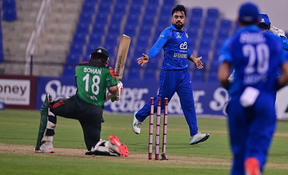 Afghanistan leg-spinner Rashid scythed down Bangladesh innings with an impeccable bowling show that saw him grabbed five wickets for only 17 runs