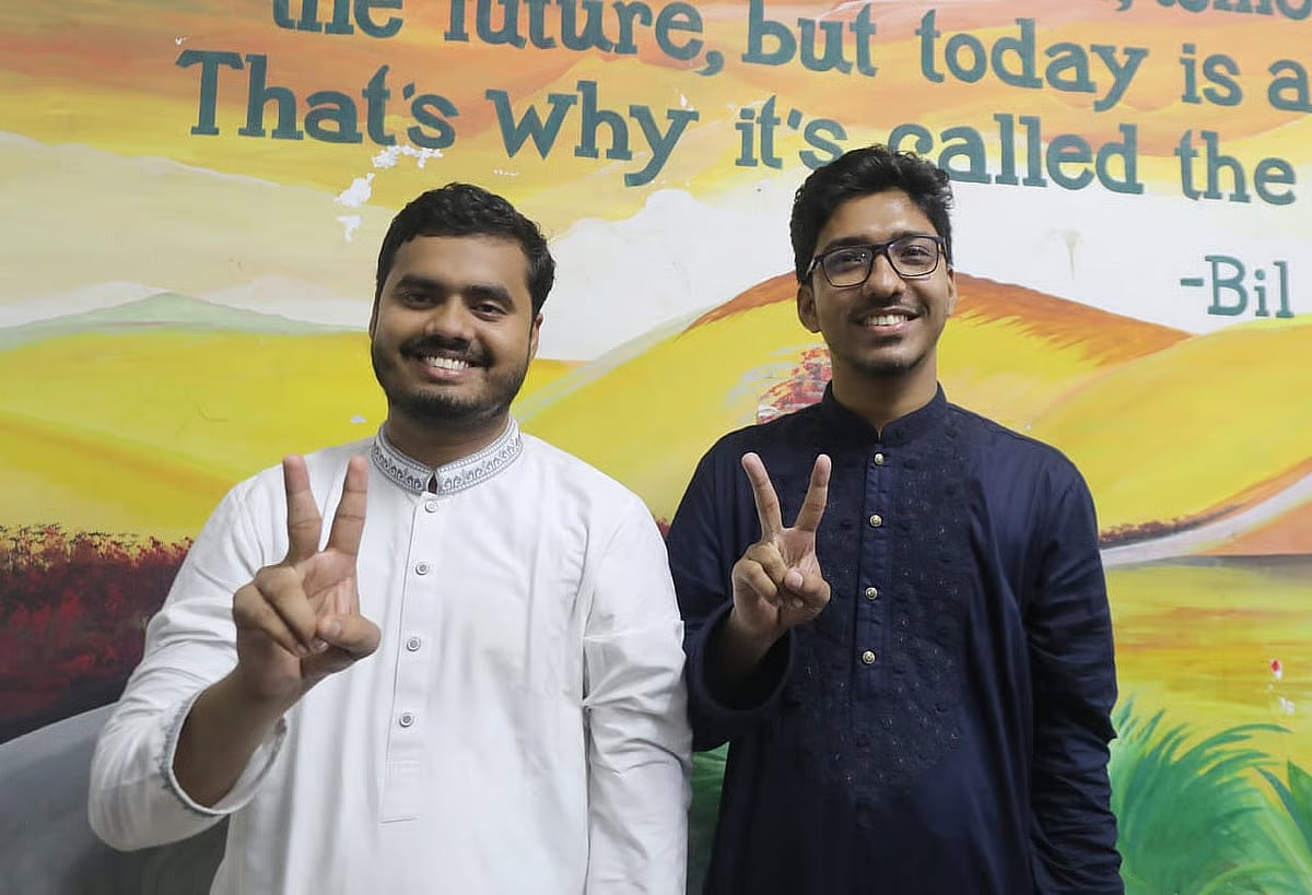 Shibir’s Md Ibrahim Hossain Saeed Bin Habib won VP and GS posts respectively of CUSCU election held on 15 October