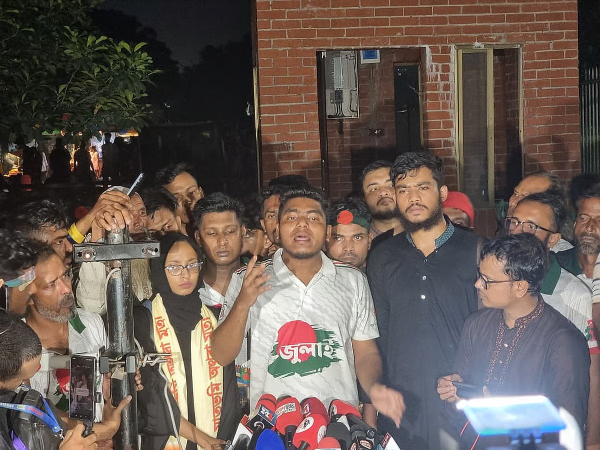 Masud Rana, convenor of the July Fighters Council, speaks at a press conference held at Gate No. 12 of the Jatiya Sangsad (National Parliament) on the evening of 17 October 2025.