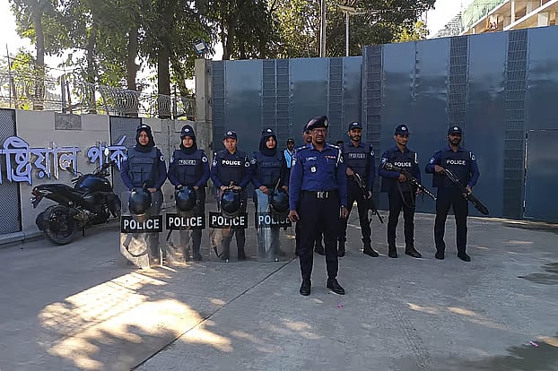 Police have been deployed at the Grameen Industrial Park in Gazipur. Photo taken on Monday morning.