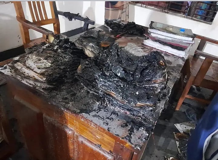 Miscreants set fire to Grameen Bank branch in Mohammadpur upazila of Magura district early Tuesday.