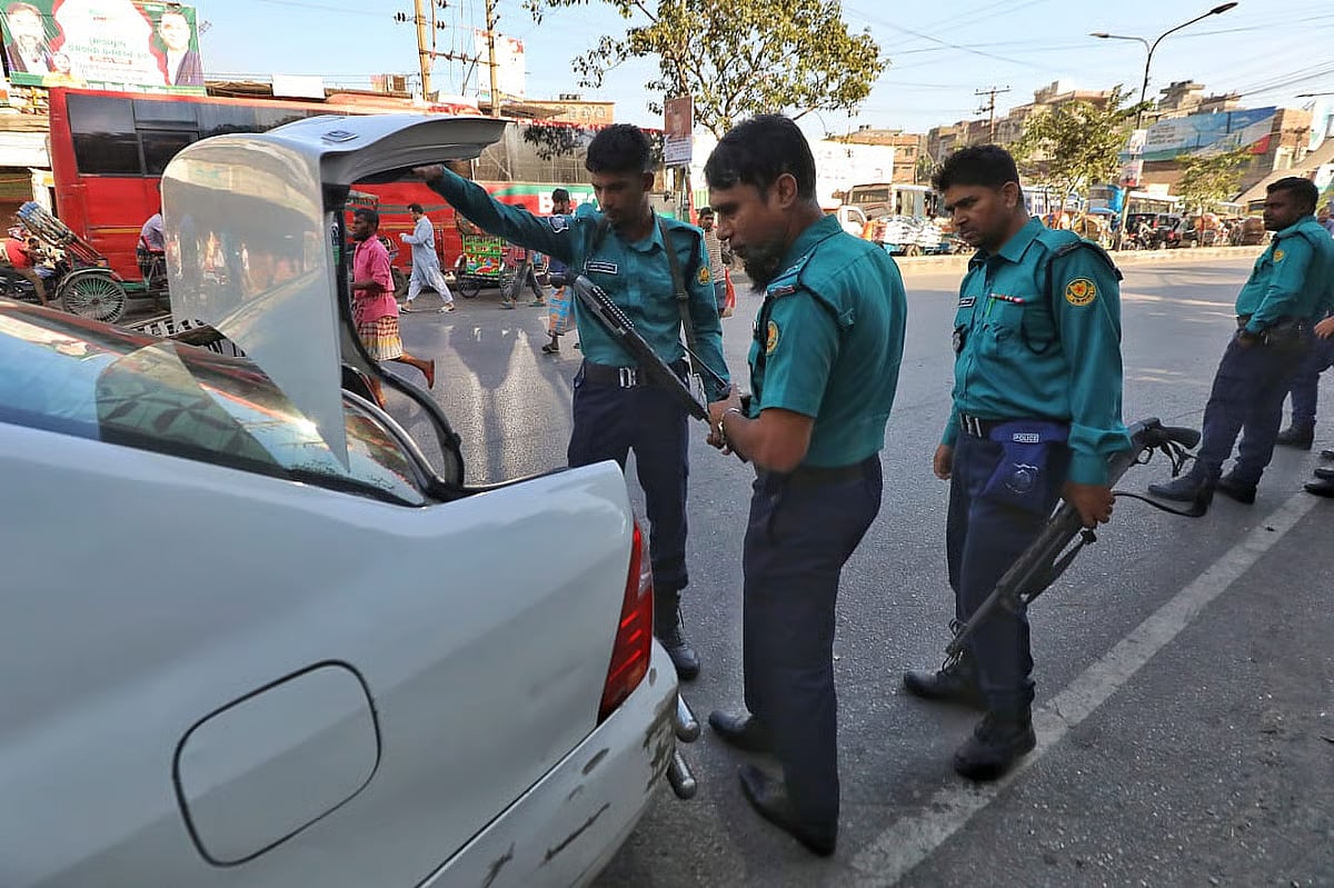 Police conducts search at a car
