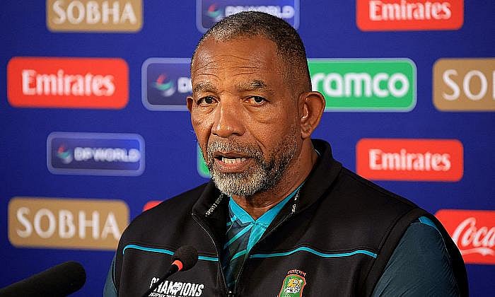 Bangladesh head coach Phil Simmons