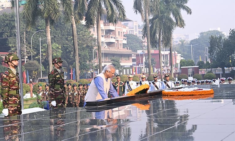 Chief Adviser Professor Muhammad Yunus on 21 November 2025 paid tribute to the martyrs of the armed forces who made the supreme sacrifice in the 1971 Liberation War.