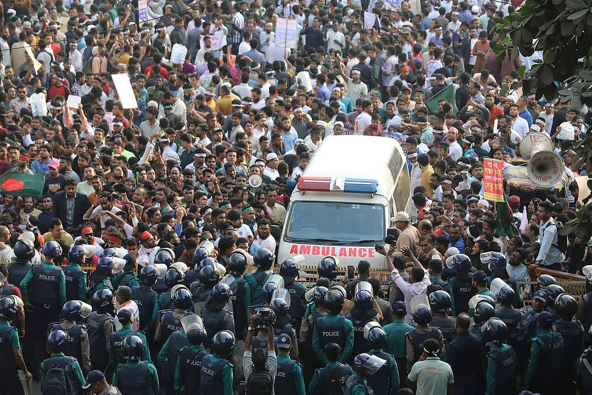Protesters block Shahbagh intersection on 28 November 2025, demanding the construction of the Bhola–Barishal Bridge. The blockade caused heavy traffic congestion in surrounding roads, leaving ambulances and other vehicles stranded.