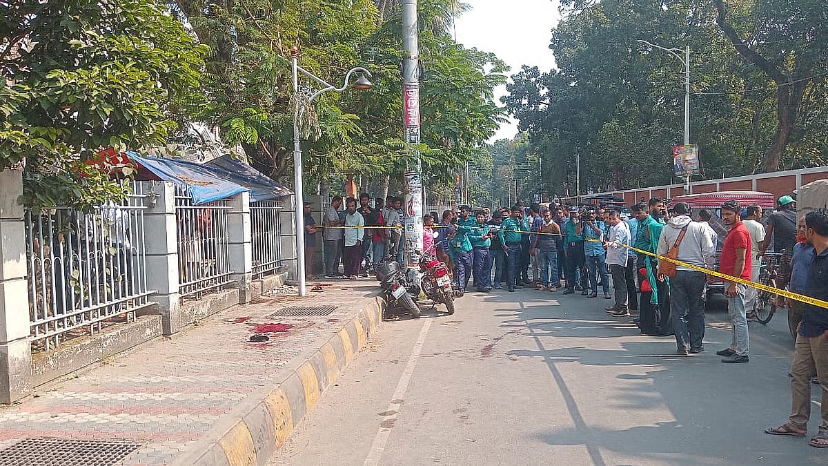 Two persons were shot on the Khulna court premises on 30 November