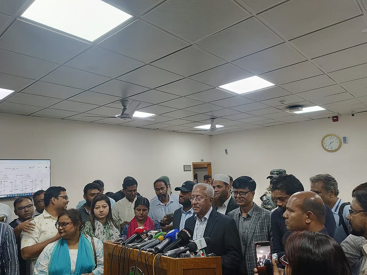 Senior secretary of the election commission (EC) secretariat, Akhtar Ahmed briefs journalist at the election commission office in Agargaon, Dhaka on 1 December 2025.