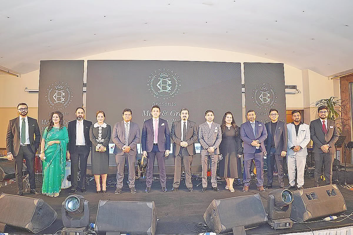 Current and retired teachers, sisters and school authorities present at the meet and greet evening organised by Greenherald School alumni.