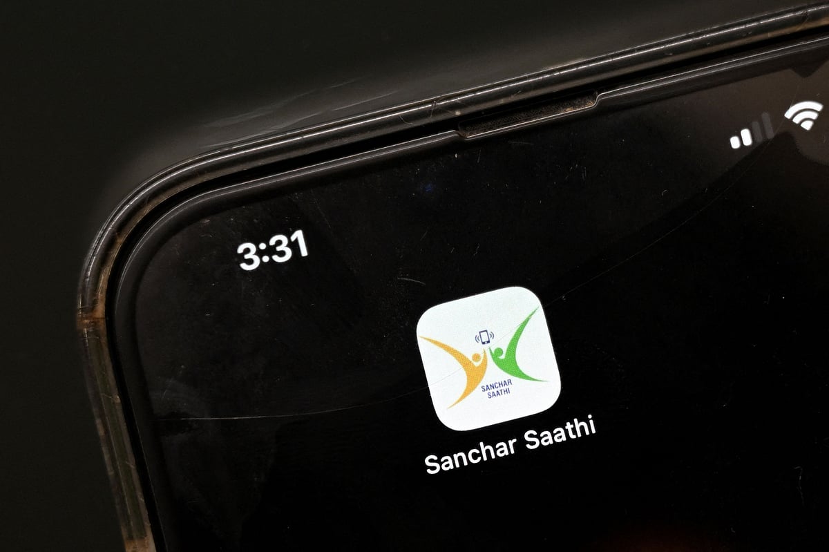 This photo illustration taken on 2 December 2025 shows the icon of the cyber safety application Sanchar Saathi on the screen of a smartphone in New Delhi. India has ordered smartphone makers to pre-install a government-run cyber security app that cannot be removed, a move that has raised concerns about users’ privacy. The country has a massive 1.16 billion mobile phone users, according to government data from 2024, and authorities say the app will better protect them from fraud