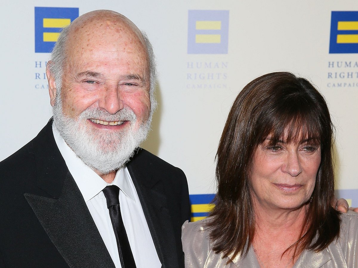 Director Rob Reiner and wife Michele Singer Reiner arrive for the Human Rights Campaign 2019 Los Angeles dinner at the JW Marriott LA Live on 30 March, 2019 in Los Angeles.