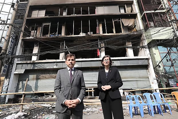 Acting ambassador of Germany, Anja Kersten, and Ambassador of France, Jean-Marc Sere-Charlet, in front of the Prothom Alo office in Karwan Bazar of the capital today, Tuesday