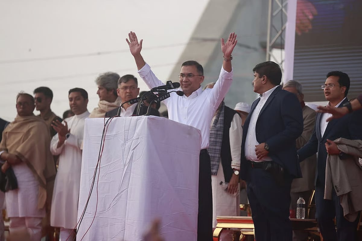 Tarique Rahman waves to people at public reception venue at Purbachal on 25 December.