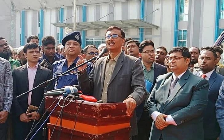 Foreign Affairs Adviser Touhid Hossain on Saturday spoke at a voting vehicle programme at Bhola Government School ground as the chief guest.