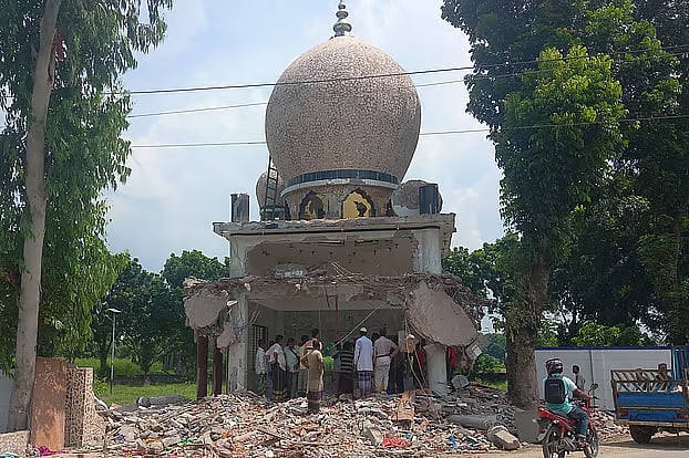 Buchai Pagla's shrine in Dhamrai was attacked and reduced to rubble