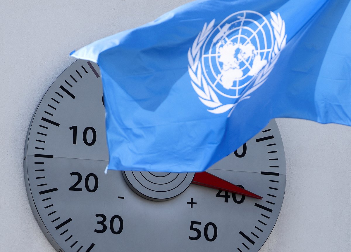 A huge thermometer mounted on a wall of the headquarters of the United Nations Framework Convention on Climate Change (UNFCCC) shows a temperature of 39 degrees Celsius, during an Europe-wide heatwave, in Bonn, Germany on 1 July 2025.