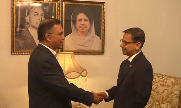 Indian High Commissioner to Bangladesh Pranay Verma paid a courtesy call on Bangladesh Nationalist Party chairman Tarique Rahman.