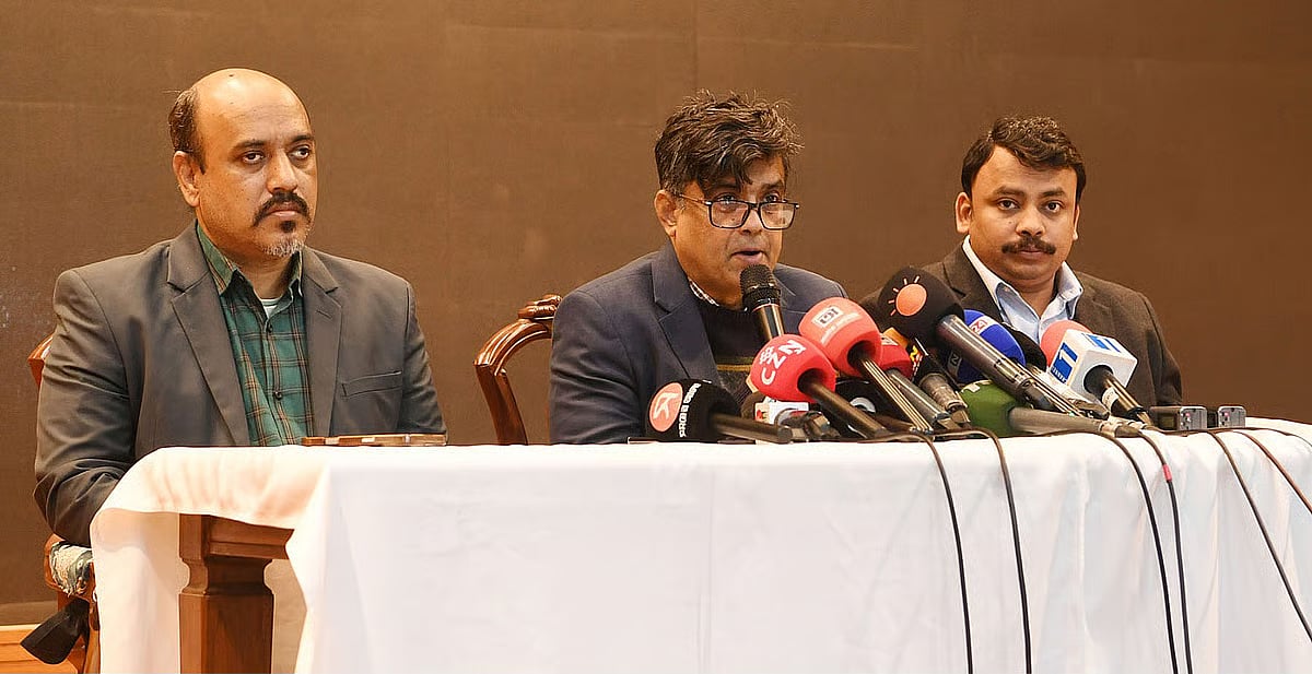 Chief adviser’s press secretary Shafiqul Alam speaks at a press conference held at the Foreign Service Academy in Dhaka on 11 January 2026