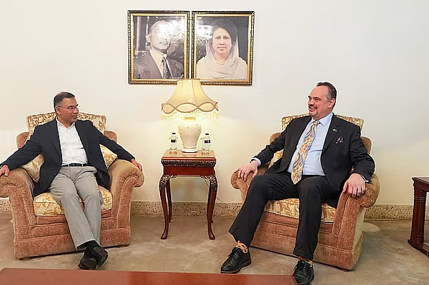 US Ambassador to Bangladesh Brent Christensen held a courtesy meeting with BNP Chairman Tarique Rahman at the chairman’s office in Gulshan, Dhaka, this Monday afternoon.