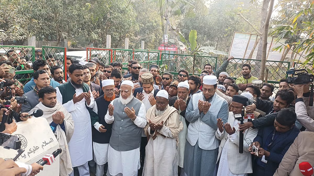 Bangladesh Jamaat-e-Islami ameer Shafiqur Rahman visits grave of martyr Abu Sayeed in Babanpur Jafarpara of Pirganj upazila, Rangpur on 24 January 2026.
