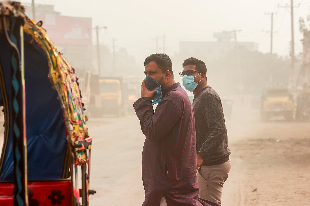 Various types of health risks are on the rise as air pollution worsens in Bangladesh