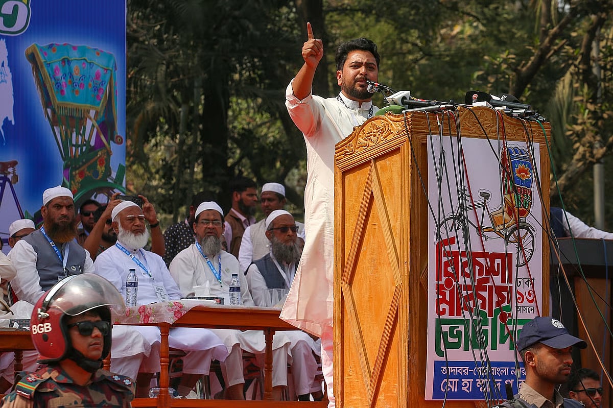 Nahid Islam, convener of the National Citizen Party, at an election rally of Mamunul Haque, ameer of Bangladesh Khelafat Majlis and candidate in the Dhaka-13 constituency, held at the Mohammadpur Central Eidgah ground in Dhaka on 9 February 2026.