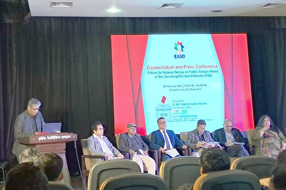 Shamim Haider Talukdar, chief executive officer of Eminence Associates for Social Development, presents the survey results on 13th national election at the Krishibid Institution in Dhaka on 9 February 2026.  