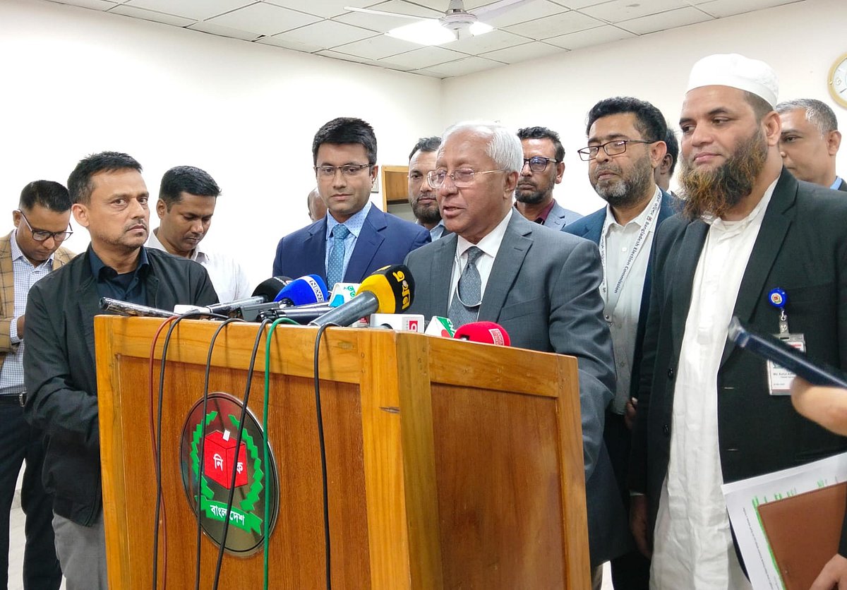 Senior Secretary of the Election Commission (EC) Secretariat Akhtar Ahmed briefs the media at the Election Commission building in Agargaon, Dhaka on 9 February 2026. 