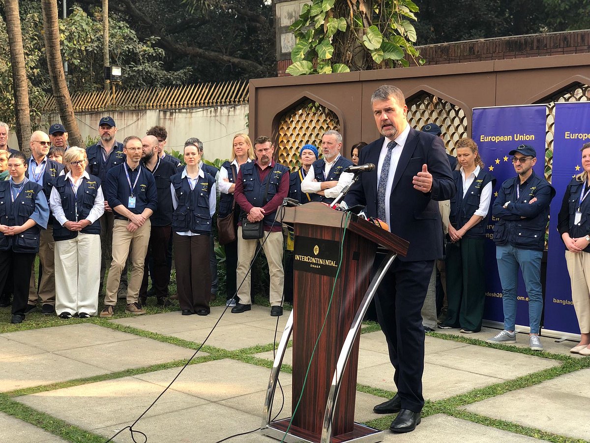 The European union Election Observation Mission’s chief election observer Ivars Ijabs talks to journalists at a hotel in Dhaka on 10 February 2026