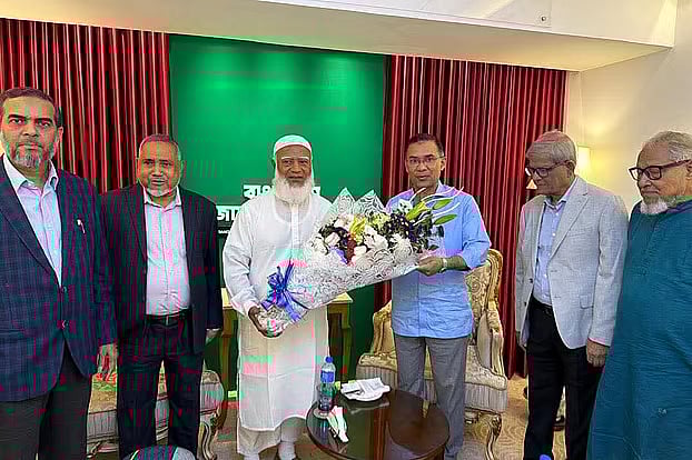 BNP chairman Tarique Rahman has reached the residence of Shafiqur Rahman, the Ameer of Jamaat-e-Islami.