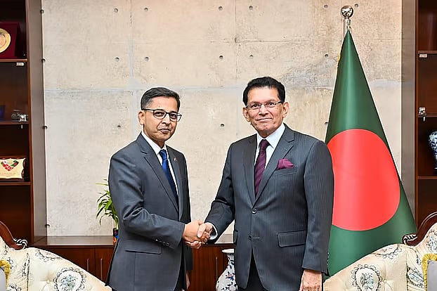  Indian High Commissioner Pranay Verma meets foreign minister Khalilur Rahman