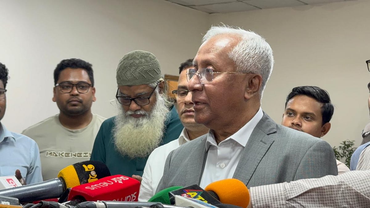 Senior Secretary of the Election Commission Secretariat Akhtar Ahmed on Tuesday speaks at a press briefing at the Election Commission building in Agargaon.