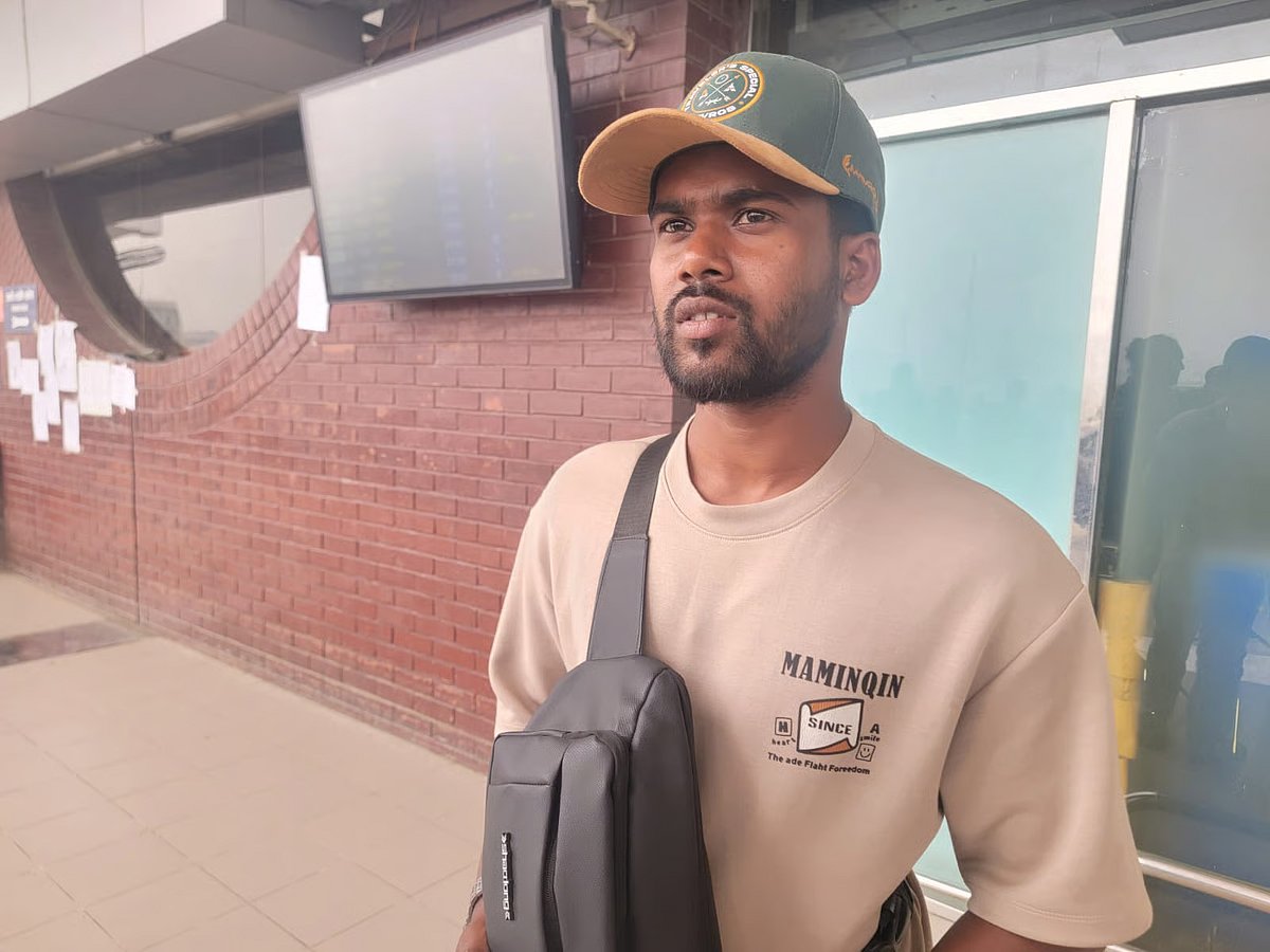 Rajib Bairagi at Hazrat Shahjalal International Airport in Dhaka. He will go to Kuwait. He is suffering from extreme uncertainty due to the cancellation of the flight.