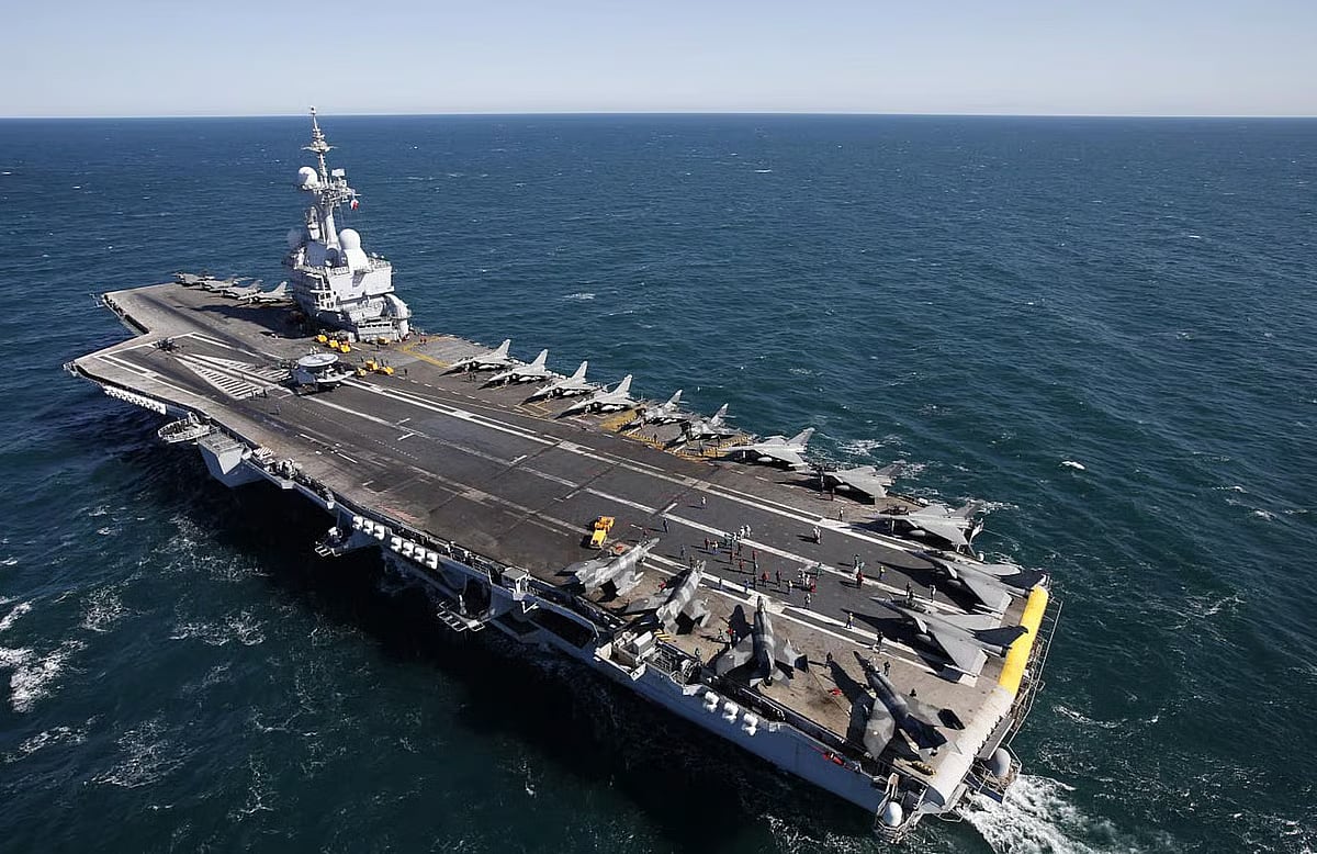 An aerial photograph shows the French aircraft carrier Charles-de-Gaulle off the coast of Toulon, southern France on 5 June 2021