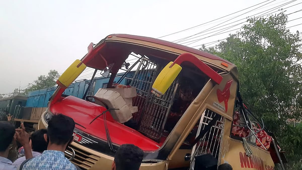 The train hit the bus on the level crossing at Padua Bazar in Cumilla around 2:55 am on 22 March 2026