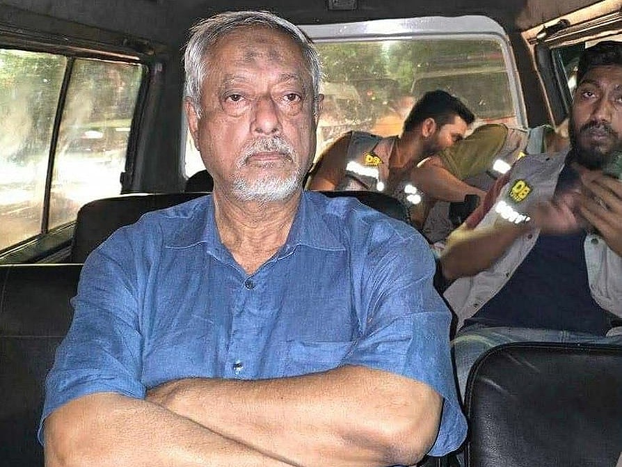 arrested army official Masud Uddin Chowdhury inside the vehicle of DB