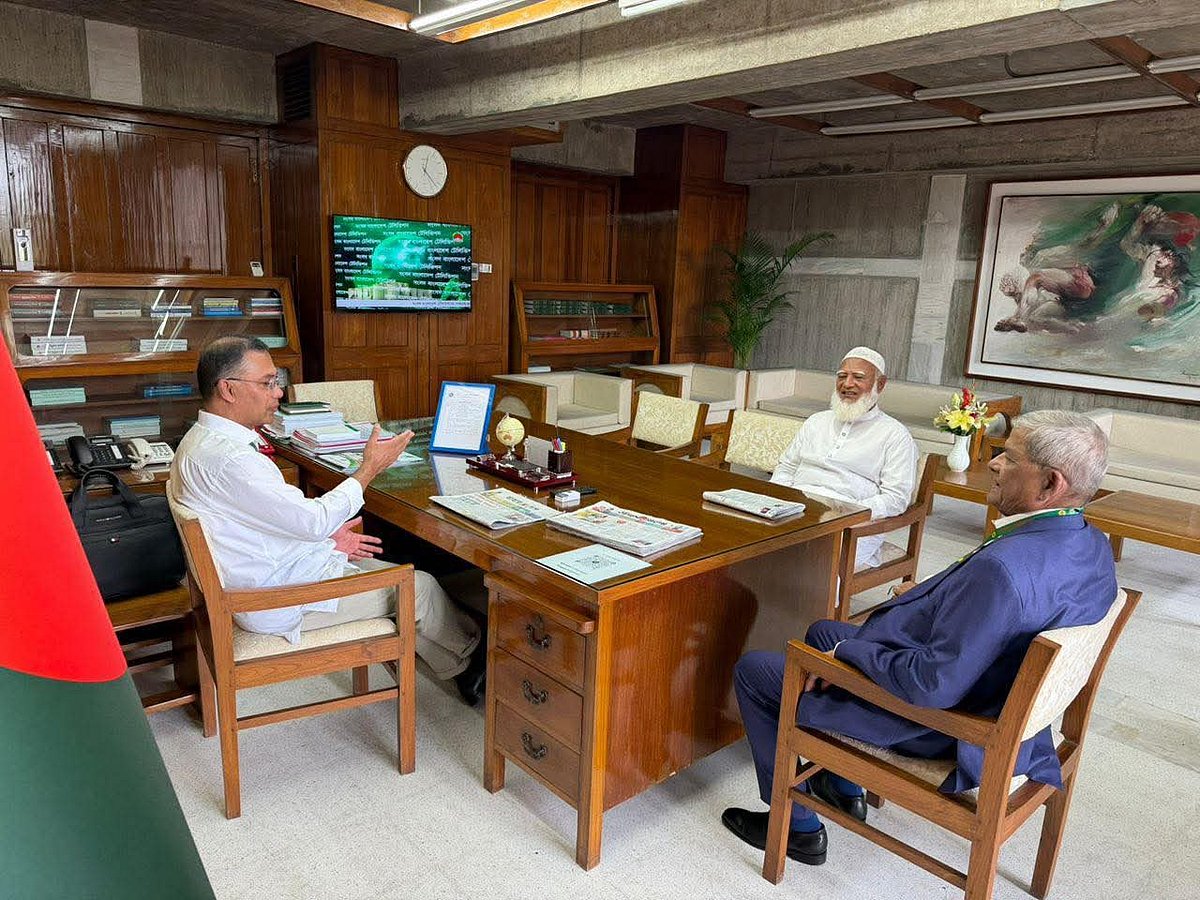Prime Minister Tarique Rahman is seen in a meeting with Opposition Leader Shafiqur Rahman at the Prime Minister’s Office in the Parliament Secretariat on 30 March 2026.