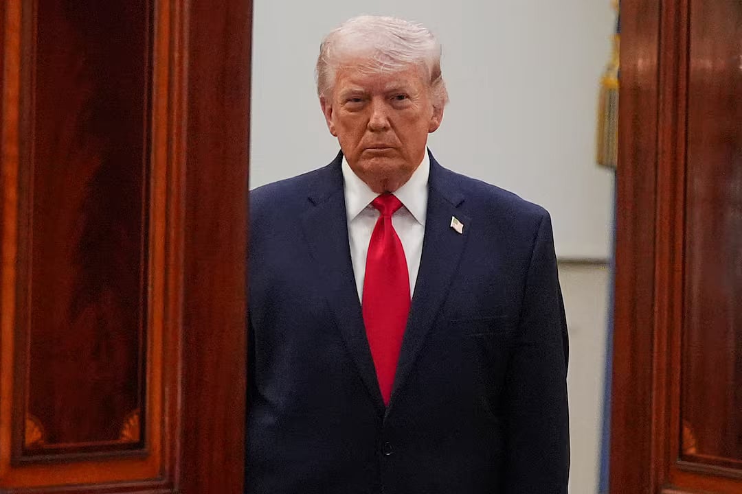 President Donald Trump arrives from the Blue Room to speak about the Iran war from the Cross Hall of the White House on Wednesday, 1 April, 2026, in Washington.