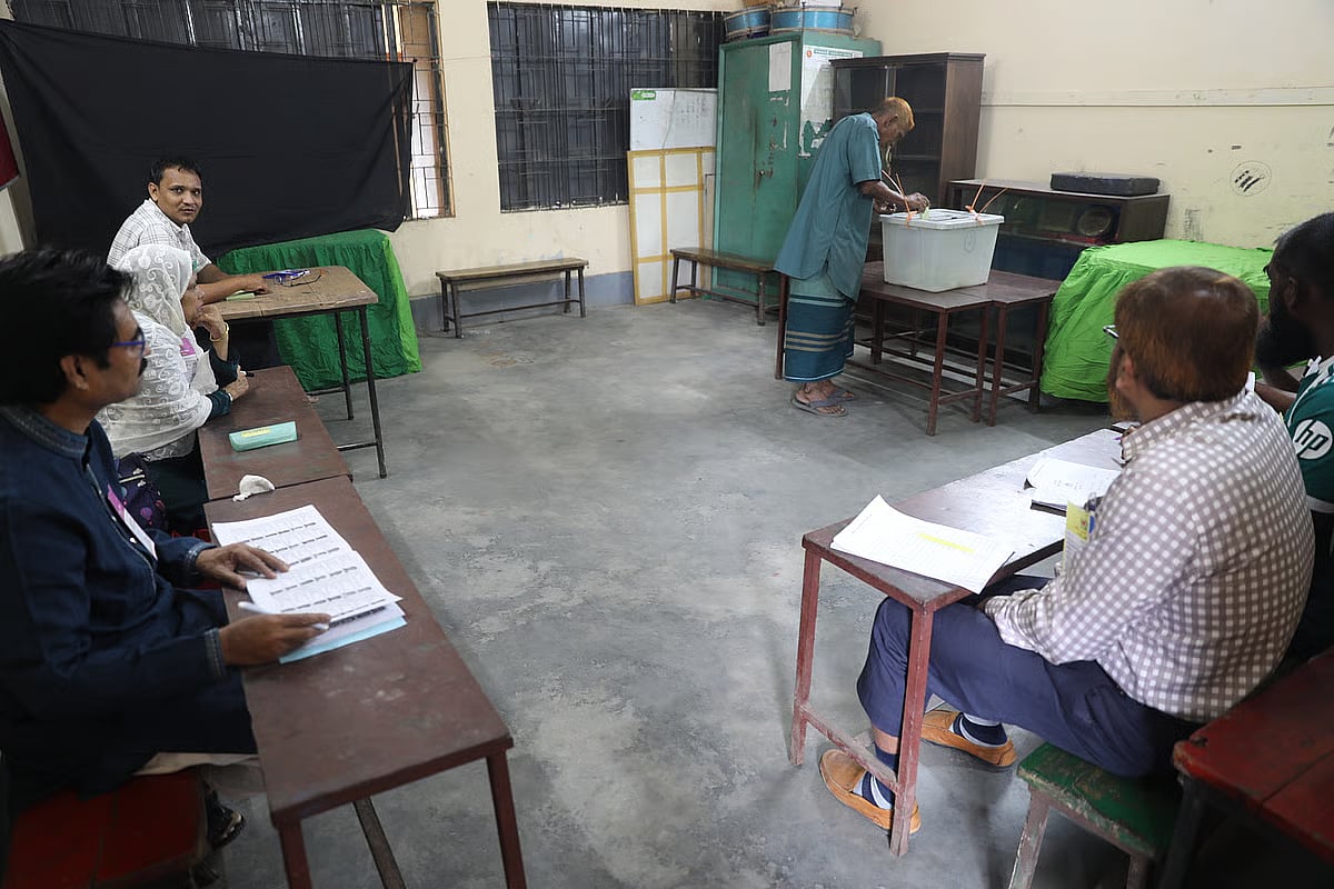 Voting in the by-election to Bogura-6 seat begins in the morning. The photo is taken at Sheujgari Government Primary School polling centre on 9 April 2026