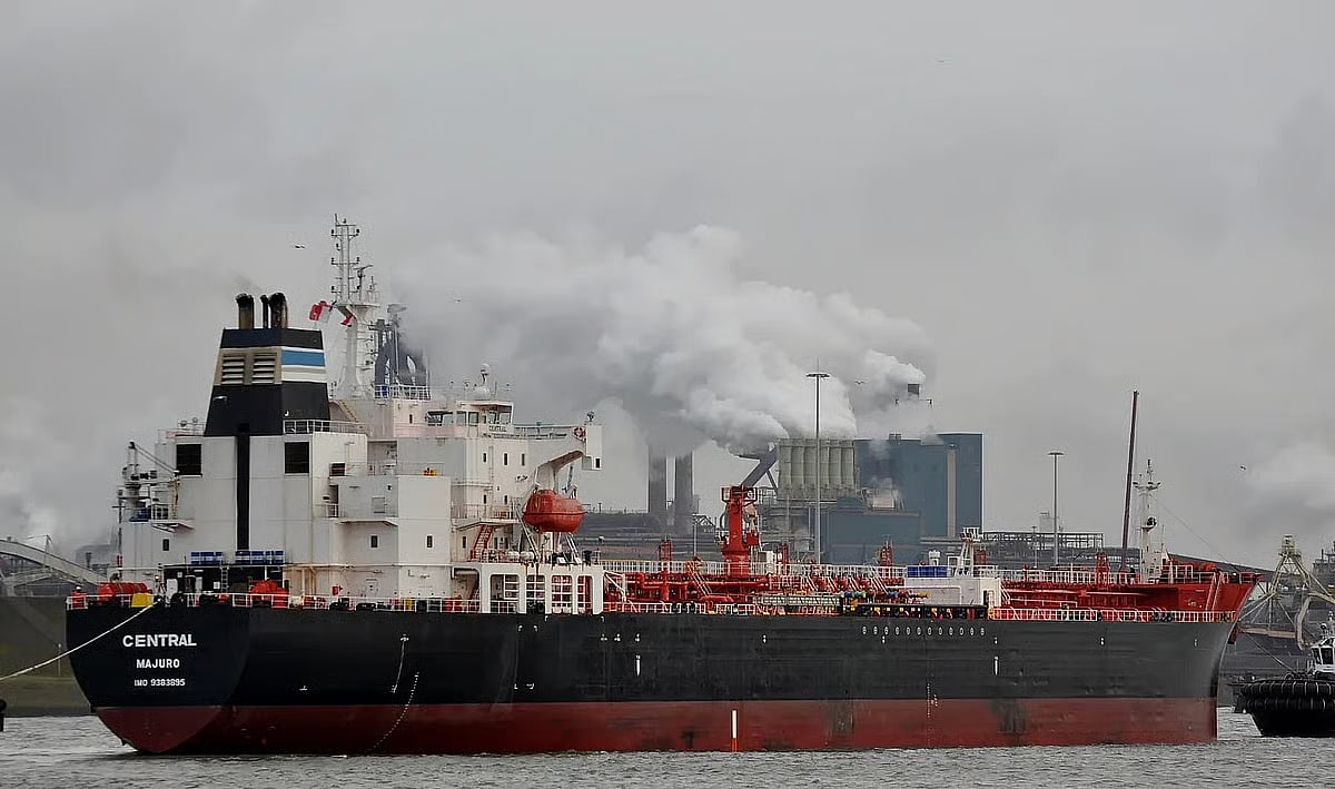 Vessel MT Central Star, carrying 26,000 tonnes of octane, reached Chittagong Port on 9 April 2026